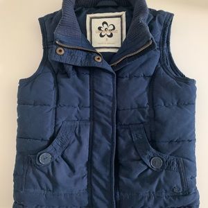 Límite Too navy jacket, nice and warm, you’ll love this.